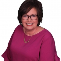 July Lunch Connect- Gina Estrada