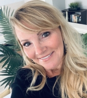 IN PERSON Beauty Should be Good to You Liz Jenks July 22 5:30 